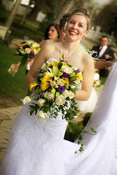 Toronto Wedding Photography - Bride going to the chapel